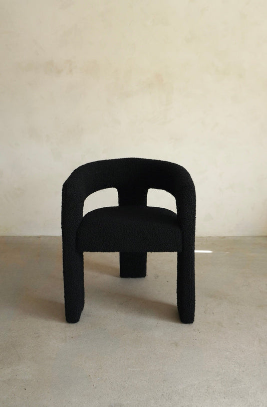 Issai Chair