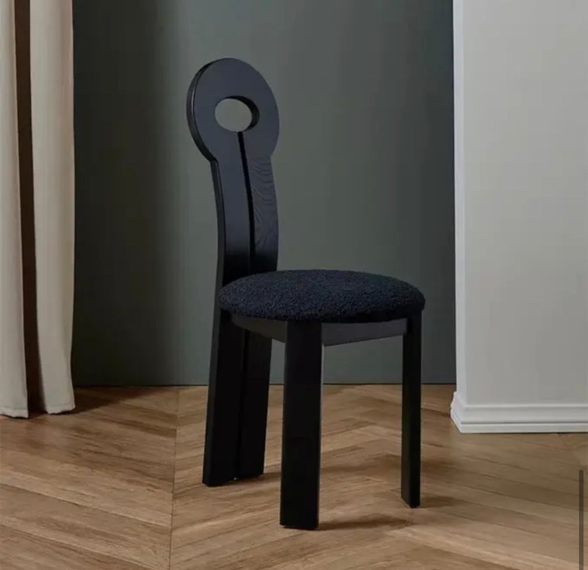 Umi Chair