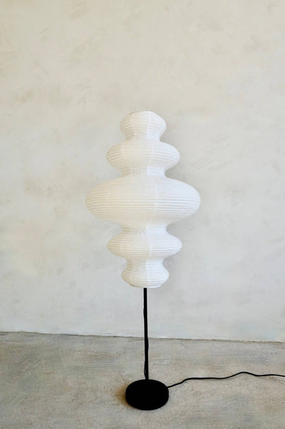 Juni Floor Lamp