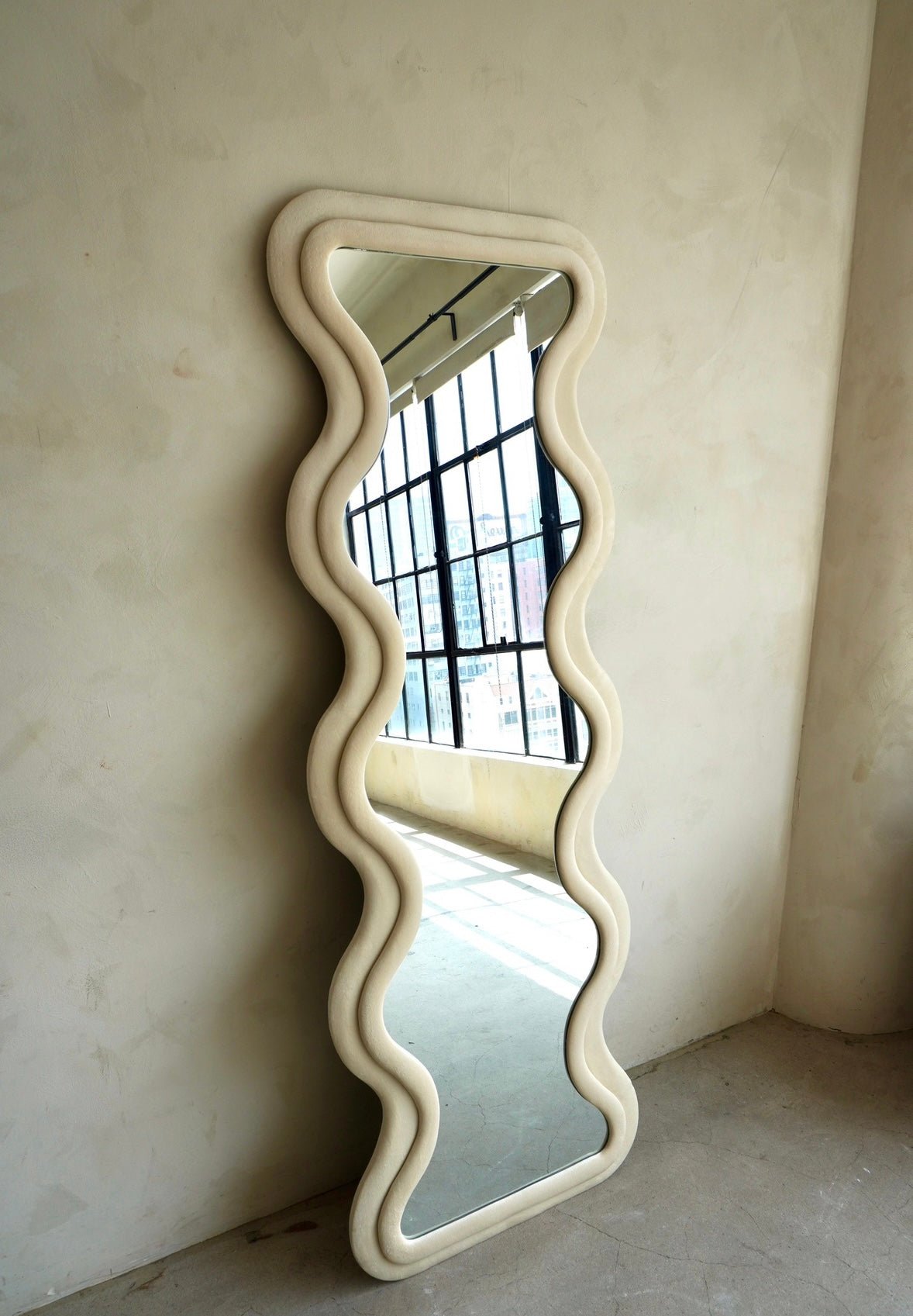 Osma Mirror