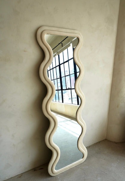 Osma Mirror