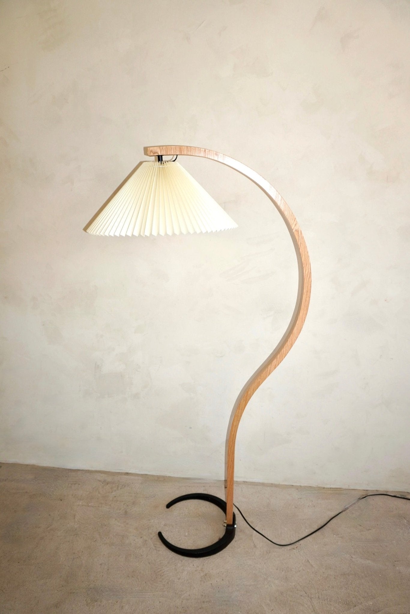 Tove Floor Lamp