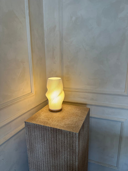 Rowa Table Lamp